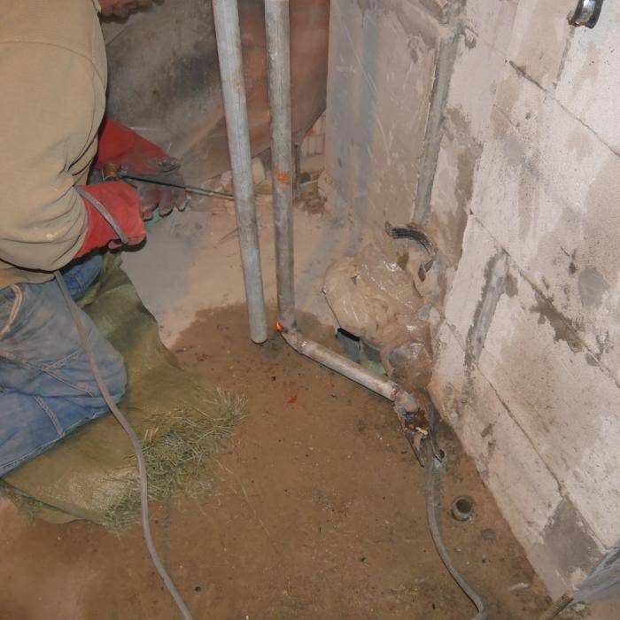 Замена канализационного стояка в квартире: нюансы проведения работ