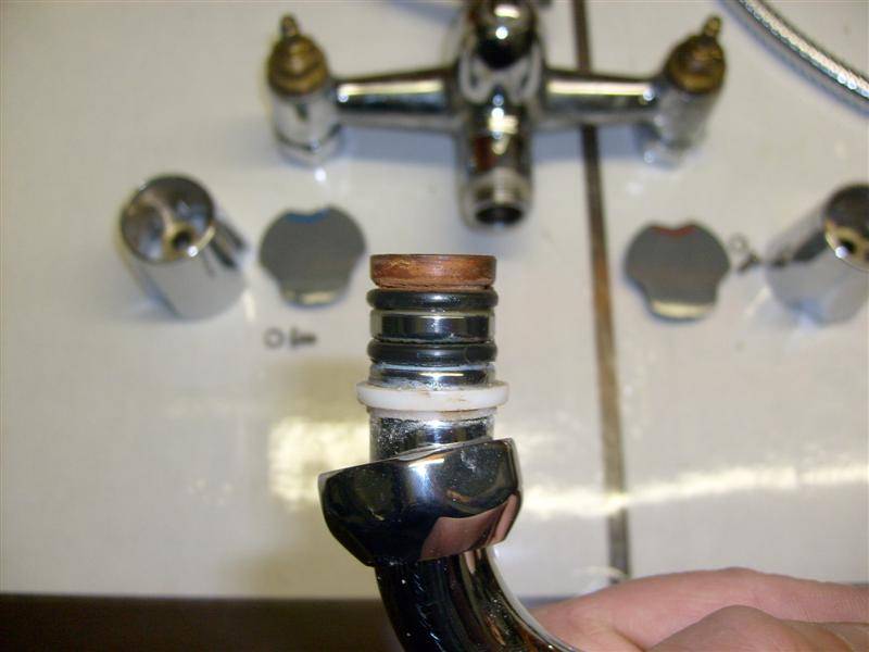 Гусак для смесителя для ванной: 7 популярных вопросов и ответы на них | дневники ремонта obustroeno.club
