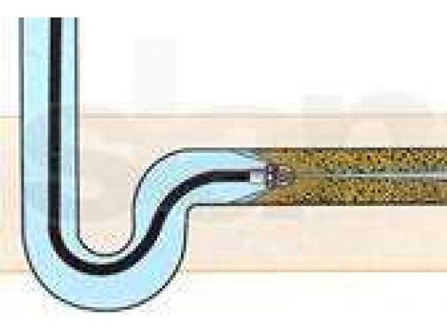 Как разморозить пластиковую трубу водопровода под землей и на поверхности