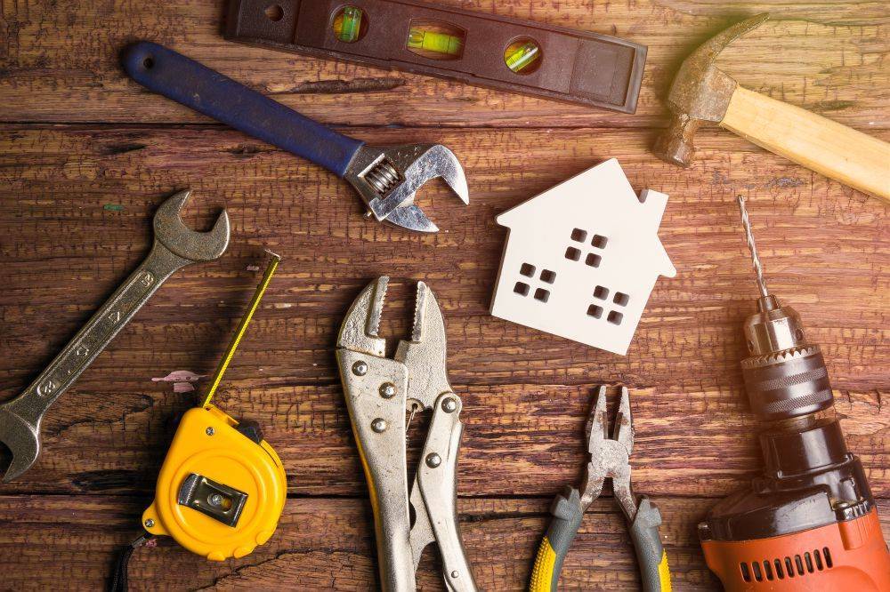 Инструменты для ремонта квартиры или дома