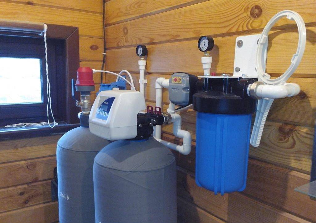 Фильтр для очистки воды из колодца: виды систем и устройств для частного дома, помогают ли они избавиться от извести и железа, когда нужен донный вариант