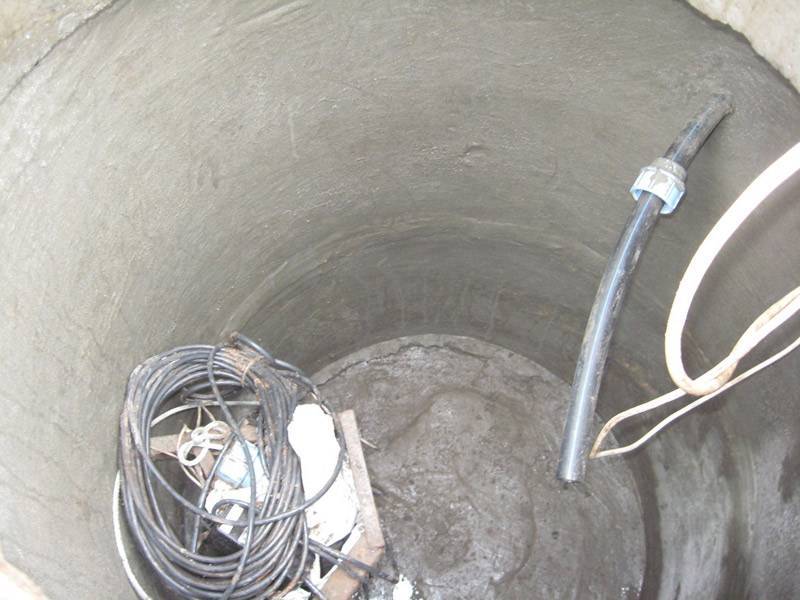 Как проводится гидроизоляция колодца для питьевой воды и канализации