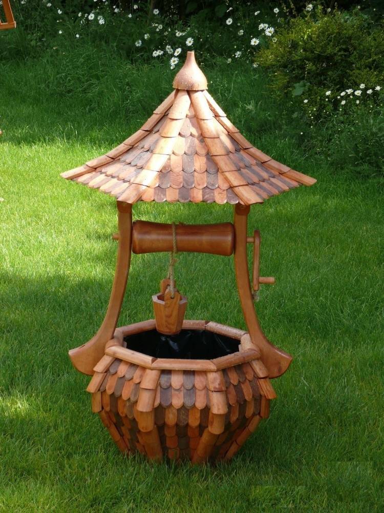 Декоративный колодец из бетонных колец для сада: как оформить колодец на даче и садовом участке красиво, чертеж  - 19 фото