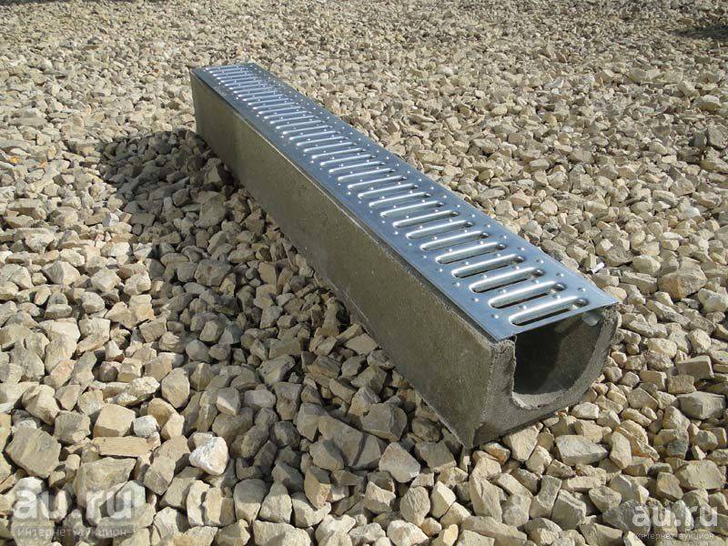 Способ монтажа водоотводных бетонных лотков